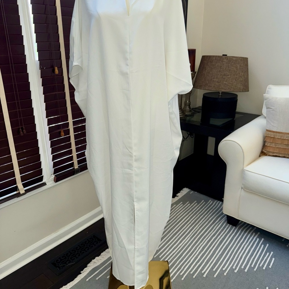 SHEIN White Curve Dress